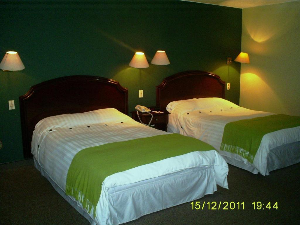 Suites Plaza Las Flores Lima Exterior foto