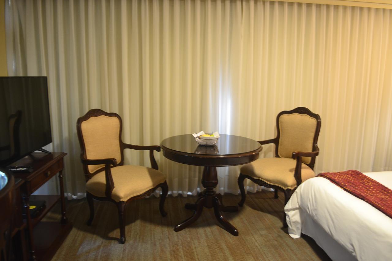 Suites Plaza Las Flores Lima Exterior foto
