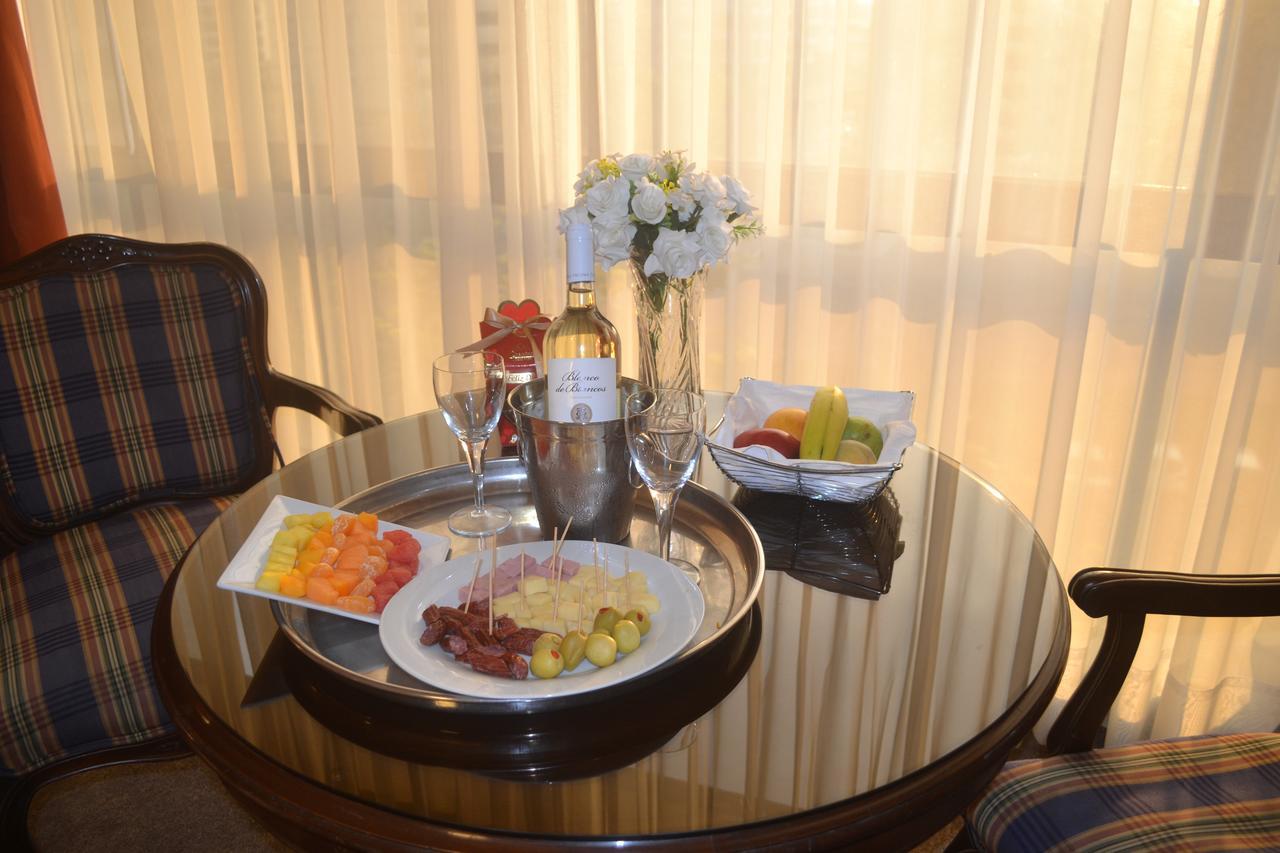Suites Plaza Las Flores Lima Exterior foto