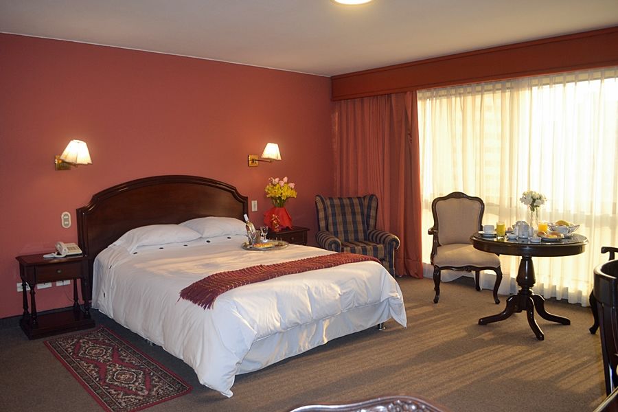 Suites Plaza Las Flores Lima Exterior foto